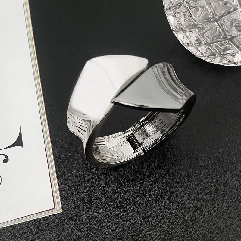 

Fashion Stylish Opening Wide Bracelet Female Fancy Personalized Cold Style Bracelet Armband Special Interest Light Luxury Design Accessories Silver + Gunmetal Color Block