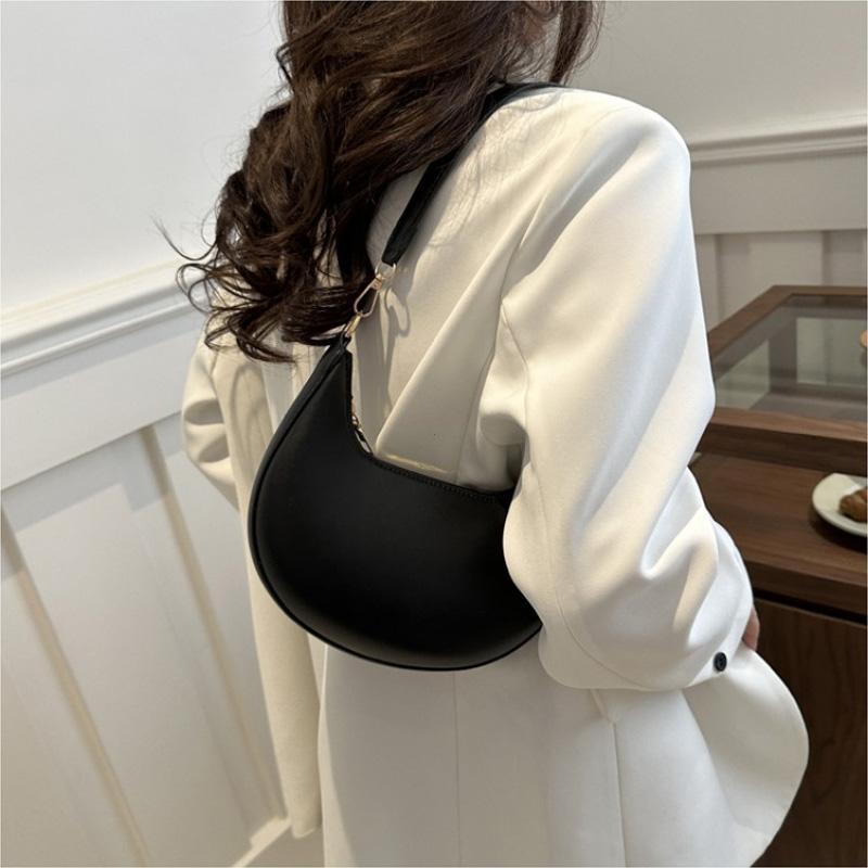 Fashionable High-end Moon-shaped Baseball Bag Showing Luxury Women's Single Shoulder Bag Elegant lady Handbags bolso mujer
