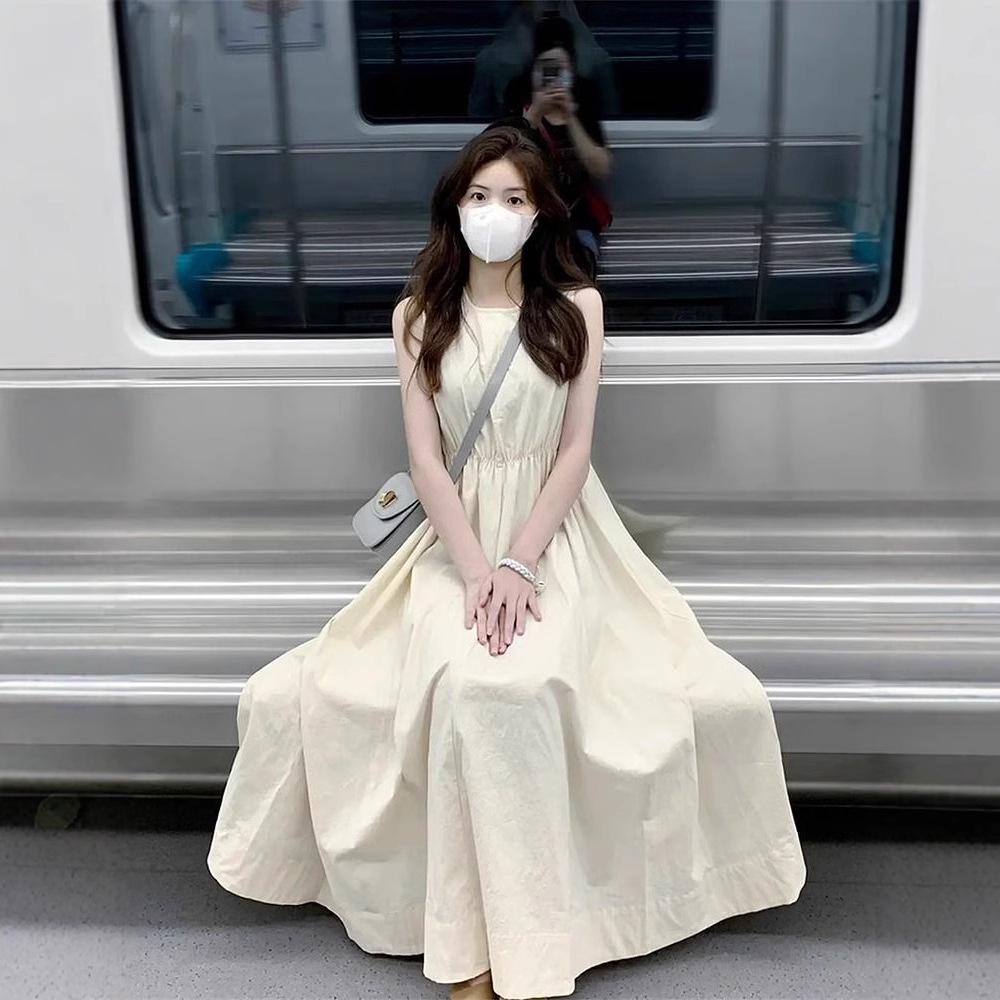 

Women s Summer 2025 French Retro Sleeveless Mid-Length Dress - Loose and Slimming Style M