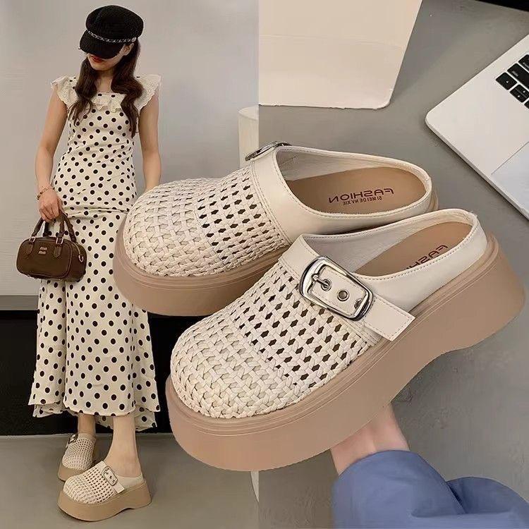 2025 Autumn New Retro Woven Bag Head Slippers Outer Wear Explosion One Pedal Thick Sole Hollow Hole Sandals Women