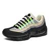 Nuevos zapatos versátiles para hombre primavera casual zapatillas de correr transpirables para hombre ligeros suela gruesa para aumentar altura modernos zapatos de papá