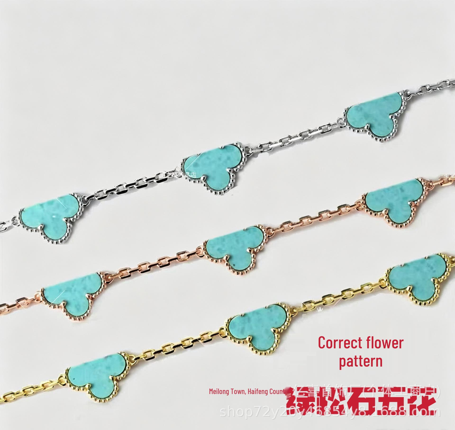 18 Karat Roségold Dünnes Blumen Kleeblatt Armband mit Perlmutt, Achat und Vollbesatz Diamanten für Damen Rose Gold blue