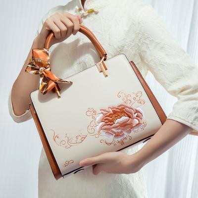 Mother'S Day Gift Embroidery New Chinese-Style Large-Capacity Portable Lady'S Mother Bag Atmospheric High-End Messenger Women'S Bag
