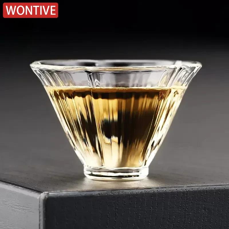 1-2 STÜCK 40ML Japanischer Stil Blütenblatt Kleine Teetassen Einzelne Tasse Spezielle Hitzebeständige Glas Teetasse Kristall Meistertasse Transparent
