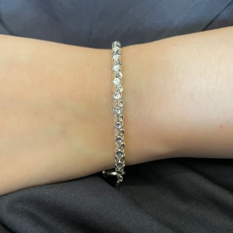 evenesel hive bracelet