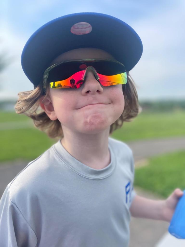 Feisedy Sports Polarized UV TR90 Sunglasses for UV B2454 Kids' Sunglasses, Lenses, Protection, Ultra-Lightweight Golf, Jogging, Baseball, Basketball,