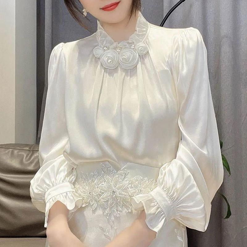 Elegant Blus med Ståkrage och Veck Damkläder Enfärgad Vår Höst Chic Blommig Tredimensionell Dekoration Skjorta