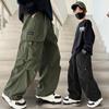 Calças de perna larga Calças de dança de rua Calças retas casuais para meninos Calças infantis com bolsos laterais Calças cargo infantis Calças hip hop