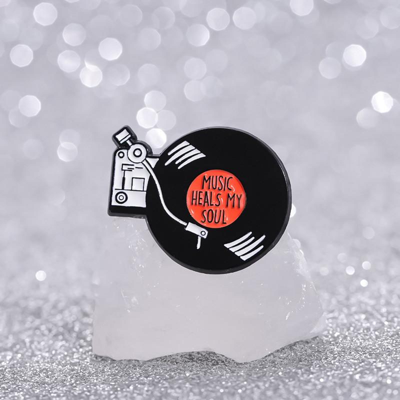 Vintage Colorful Vinyl Record Shaped Metal Brooch Creative Accessory For Clothing And Bags