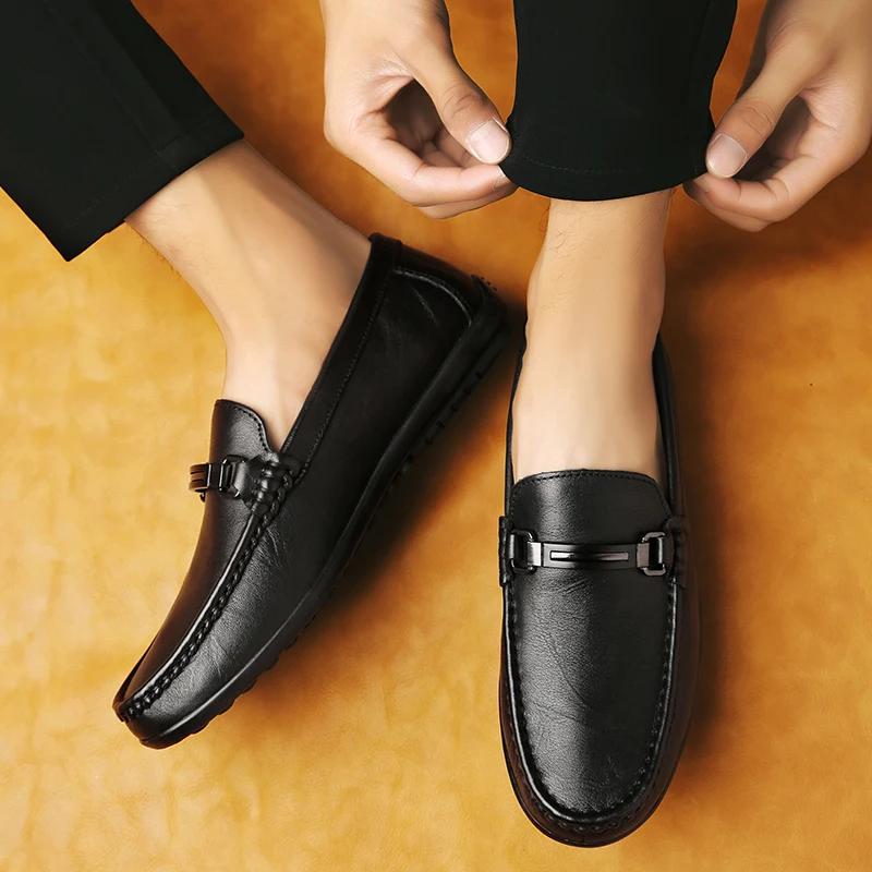 Fashion Summer Luxury Brand Loafers Genuine Leather Mens Shoes Slip On Flats Casual Shoes Man Moccasins Soft Sole Men Wedding Footwear