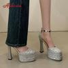 Scarpe con tacco – Scarpe con tacco