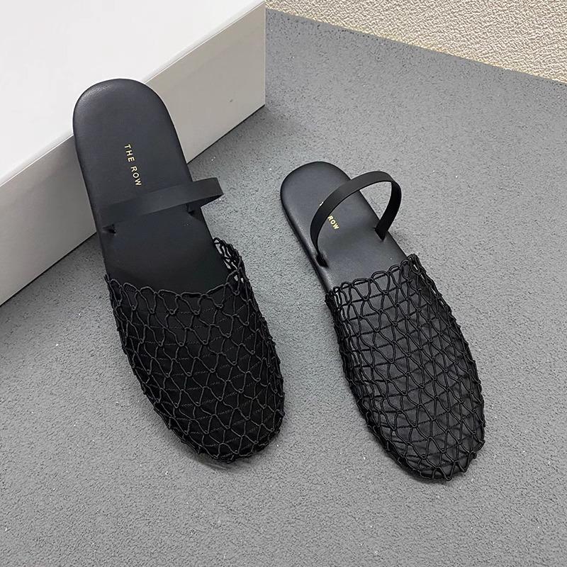 Französische Retro-Hohlfischernetz-Oberfläche gewebte Tasche Kopfsandalen Damen 2025 neue flache Sohle bequeme lässige Hausschuhe Außenschuhe