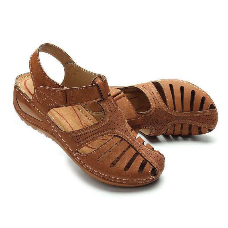 Large size cool slippers women's 20 new styles sandals round head hole sandals women