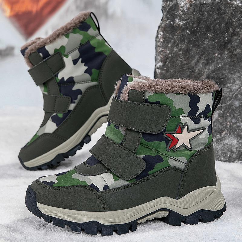 Wow, children's snow boots, winter new velvet warm older children's snow boots, waterproof and non-slip cotton shoes, one piece will be sent on