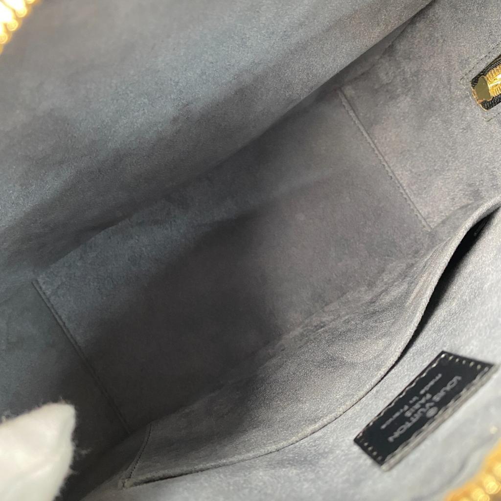 Used LOUIS VUITTONHandbag Black Leather Women