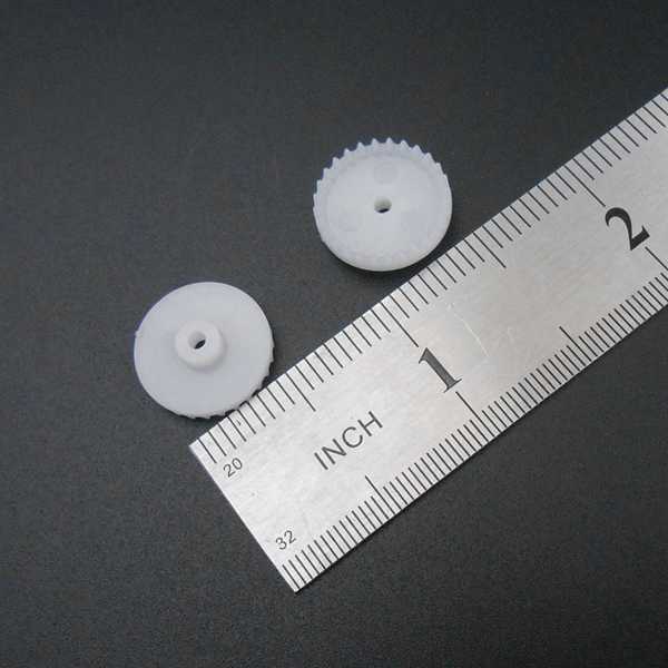 100Pcs/Lot 0.5M 28T Plastic Crown Gear 0.5 Modulus 28 Teeth Bore Hole Aperture 2MM 1.95MM 2A Reduction H: 4.3MM Dia. 15MM C282A