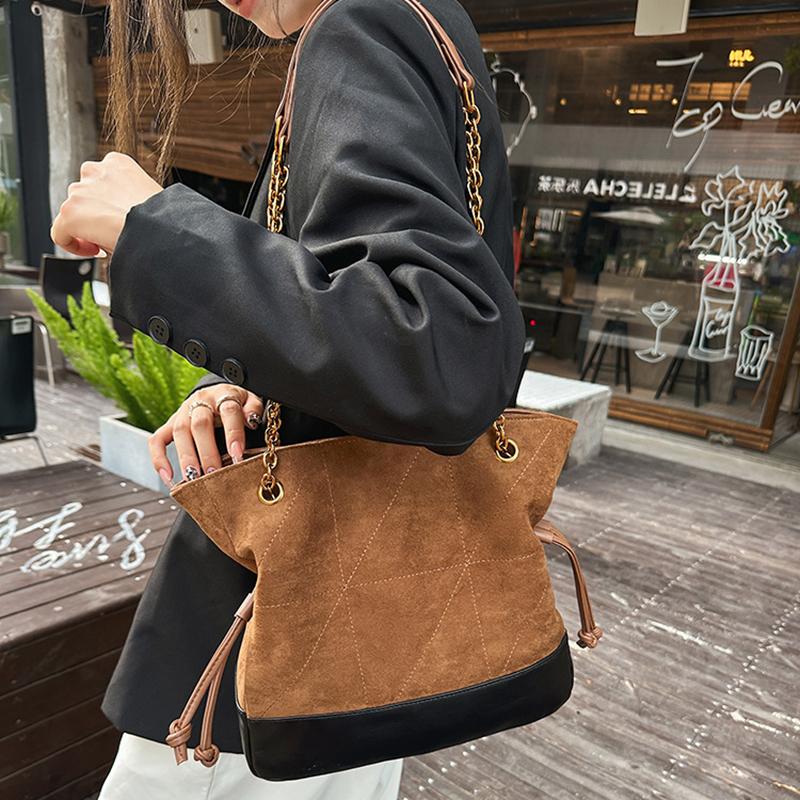 Yogodlns Luxury Large Capacity Faux Suede Tote Bag Winter Designer Shoulder Bag Women's Underarm Bag Handbags and Purses