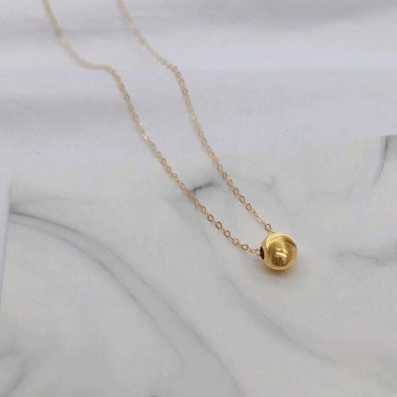 Koreanische Einfache Modische Runde Perlenkette für Damen - 18K Goldbeschichtete Titanstahl Schlüsselbein Kette, Trendiges Accessoire