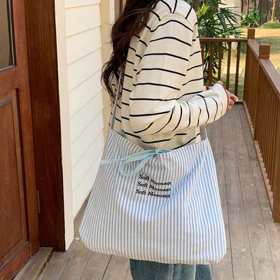 Frühlings-Gestreifte Canvas-Schultertasche mit beidseitiger Stickerei für Damen