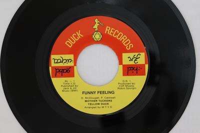 7inch Record MOTHER TUCKER'S YELLOW DUCK - Funny Feeling / I DR1 Duck Records 1969 Canada Rock Used