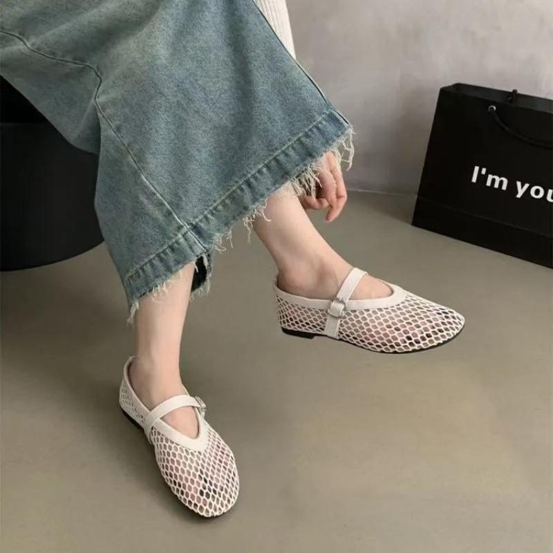 Fish grid hollow ballet shoes women's summer new round head casual women's shoes fashion belt buckle single shoes