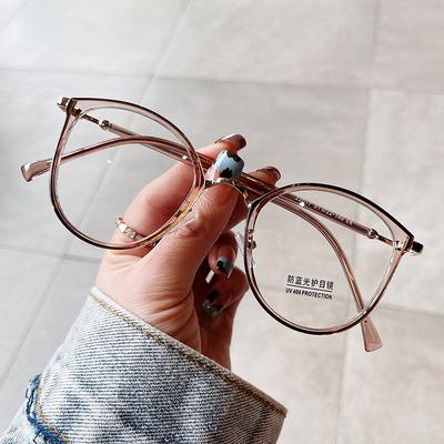 Brillen & Accessoires – Lese- & Computerbrillen