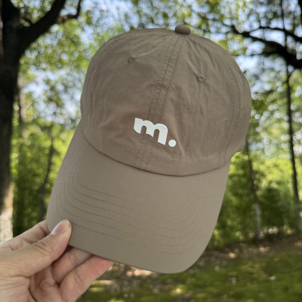 Simple widened brim, small baseball cap, women's summer shading, light and versatile quick-drying cap, trendy letters