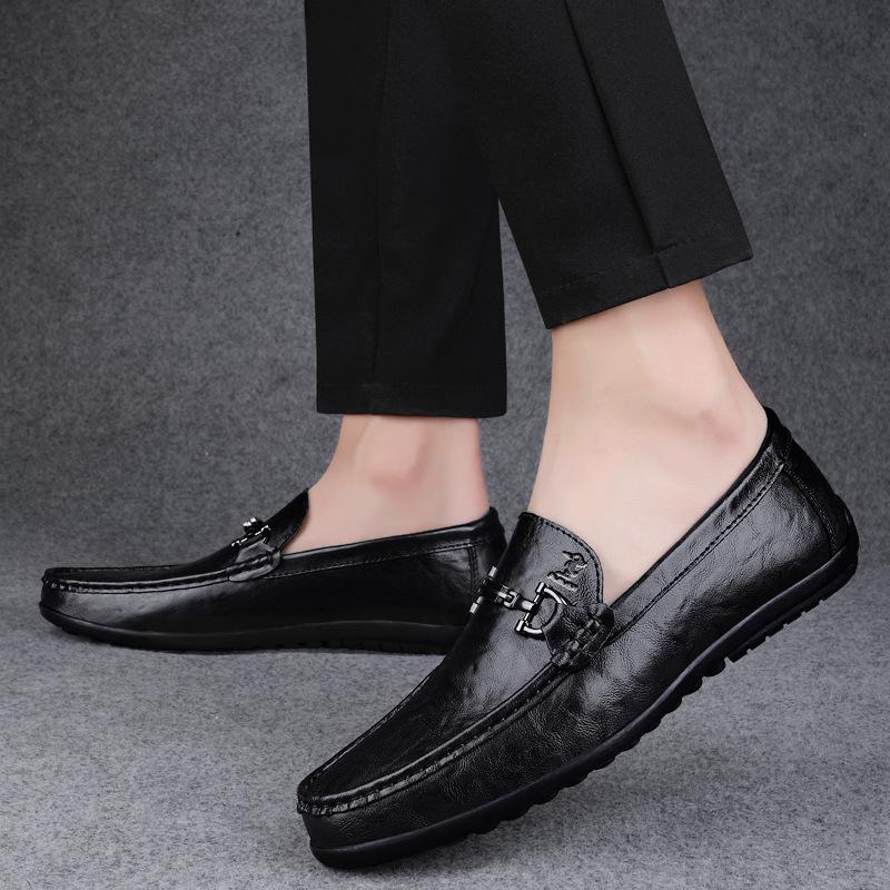Leather Shoes Men's New British Business Casual Shoes Breathable Soft Bottom Cover Feet Lazy One Pedal Doudou Shoes Large Size