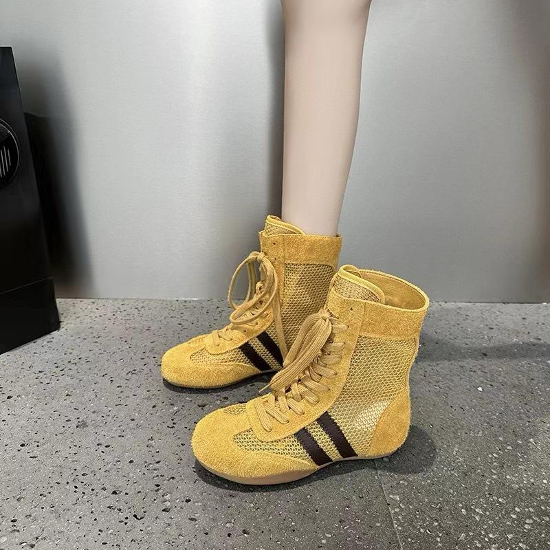 Invisible inner height-increasing sports boots women's summer new mesh breathable high-top casual short boots