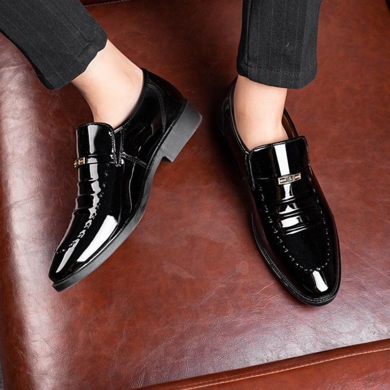 Slip-on Lightweight Patent Leather Men's Formal Shoes Office 2026 Trend Low Price Party Not Casual Official New Social Shoe Male