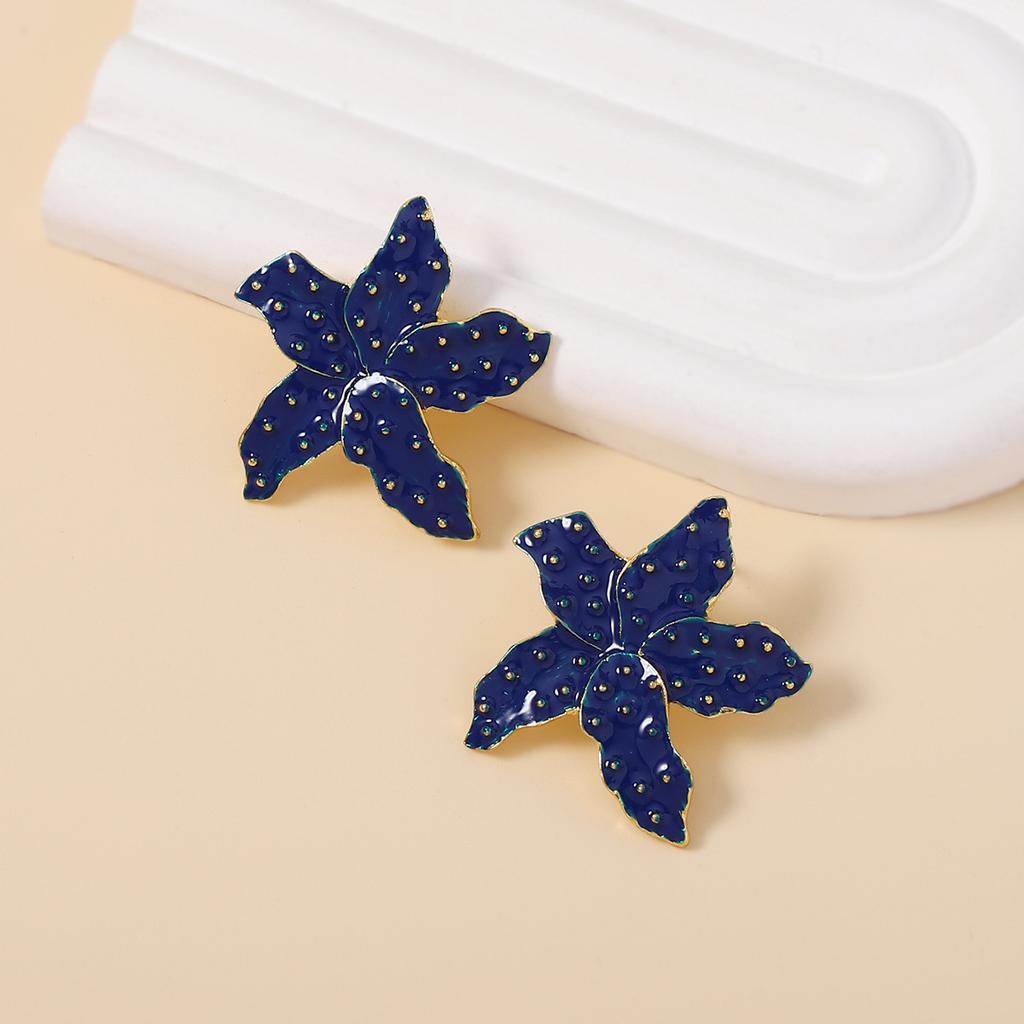 European and American exaggerated simple oil dripping creative flower starfish earrings, fashionable and versatile personalized trend earrings