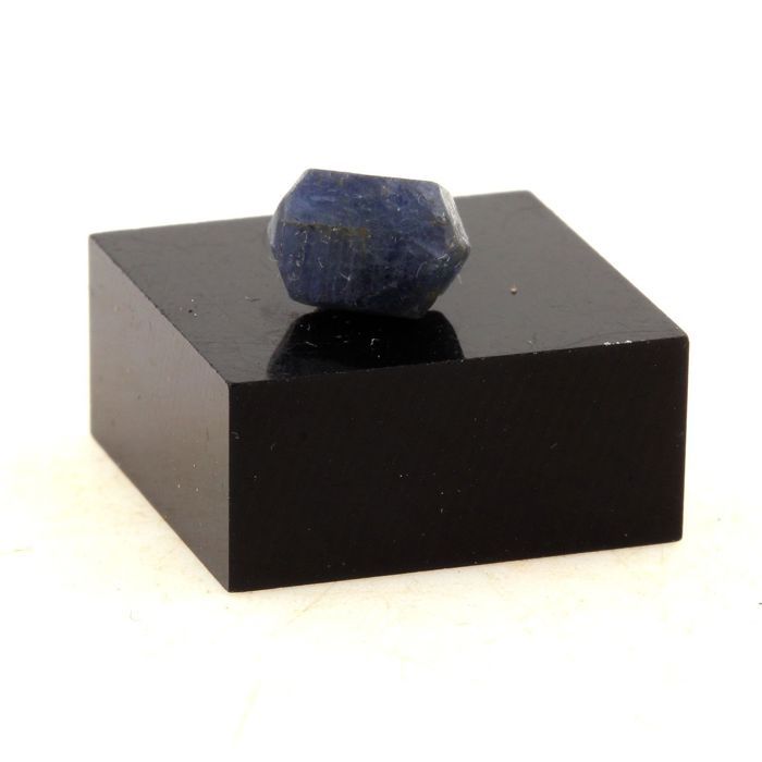 Pierres et Minéraux. Saphir. 3.63 ct. Zazafotsy, Ihorombe, Madagascar.