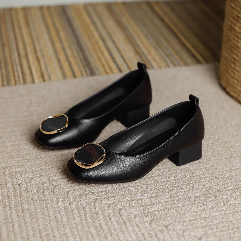 

Туфли женские на плоской подошве Yuexinwang из кожи Huizhou, виноградные туфли той же расцветки, корейская версия, новые весенние туфли Mary Jane на высоком каблуке 35 чёрный