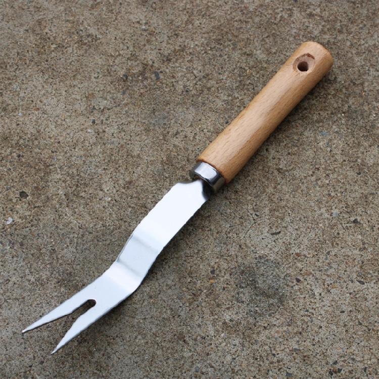 Efficient Weed Remover, V Shaped Design, Ergonomic Handle, Must Have Gardening T