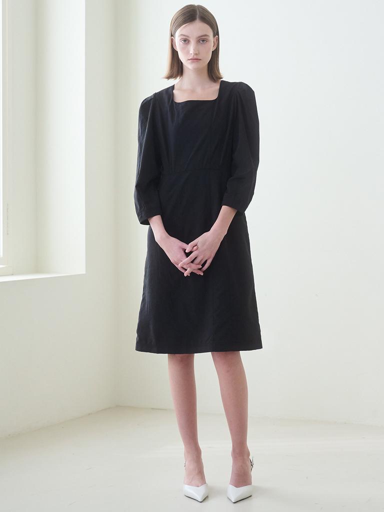 NOUVE Square Neck Stitch Dress - Black