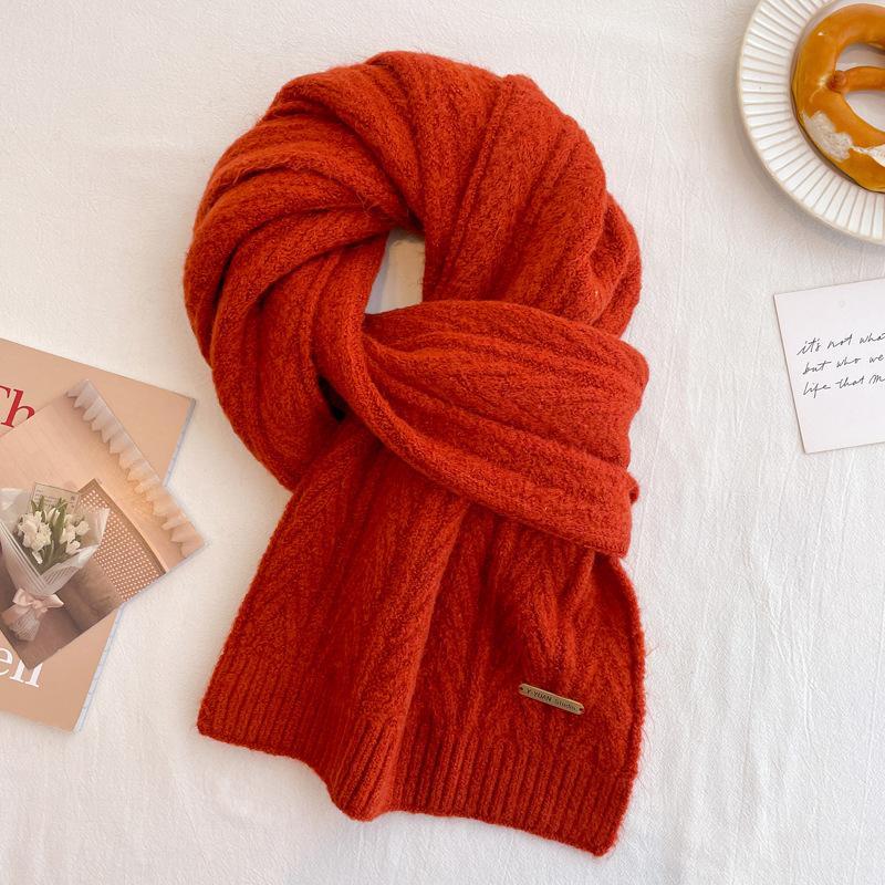 Wool knitted beige scarf, winter girls' new high-end versatile scarf neck protection couple