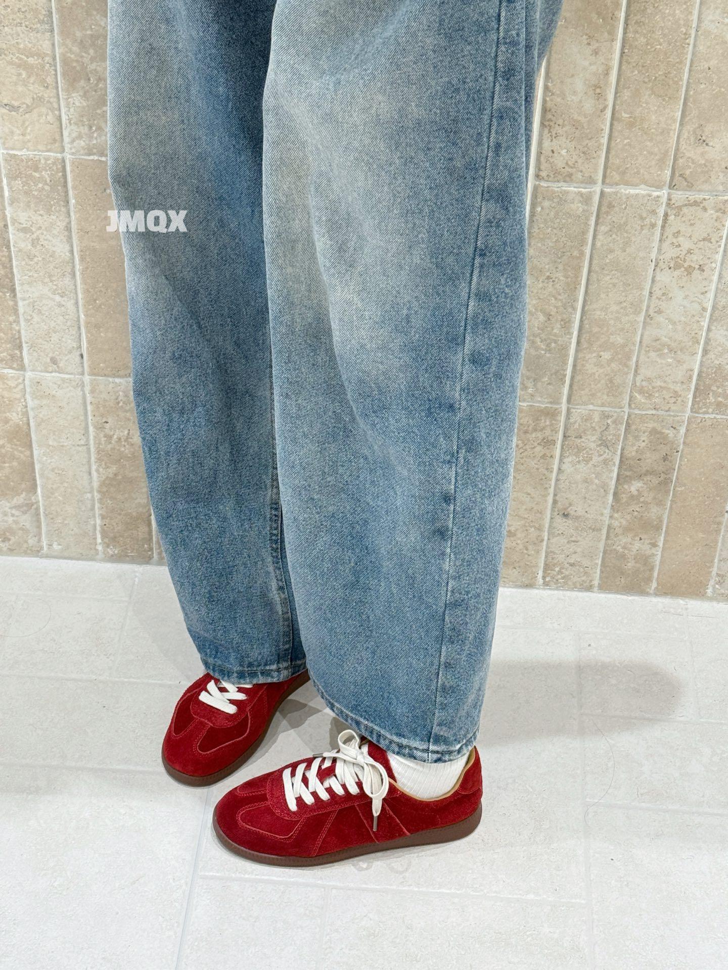 

Soft sole soft surface large leather German training shoes women s Forrest Gump shoes 2025 new popular versatile leather sports and leisure shoes 35