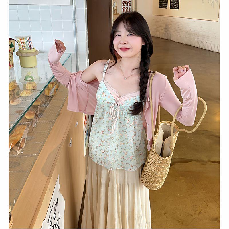 Plus-Size Lace-Trimmed Floral V-Neck Camisole and Sweet Slimming Sun-Protective Cardigan Two-Piece Set for Women