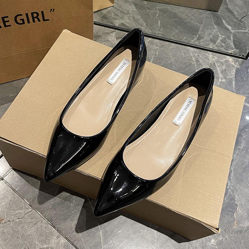 French sexy pointed head inner height increase of 5 cm light mouth women's shoes versatile temperament soft leather nude single shoes commuting fashio
