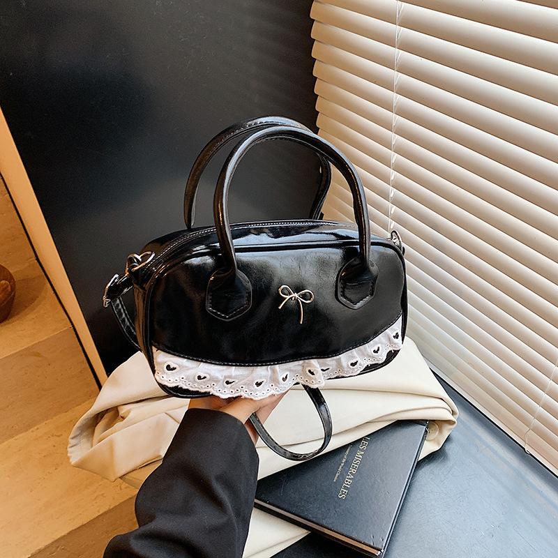 

Korean version of simple 2025 summer new large-capacity solid color foreign style shoulder crossbody portable bowling bag women чёрный