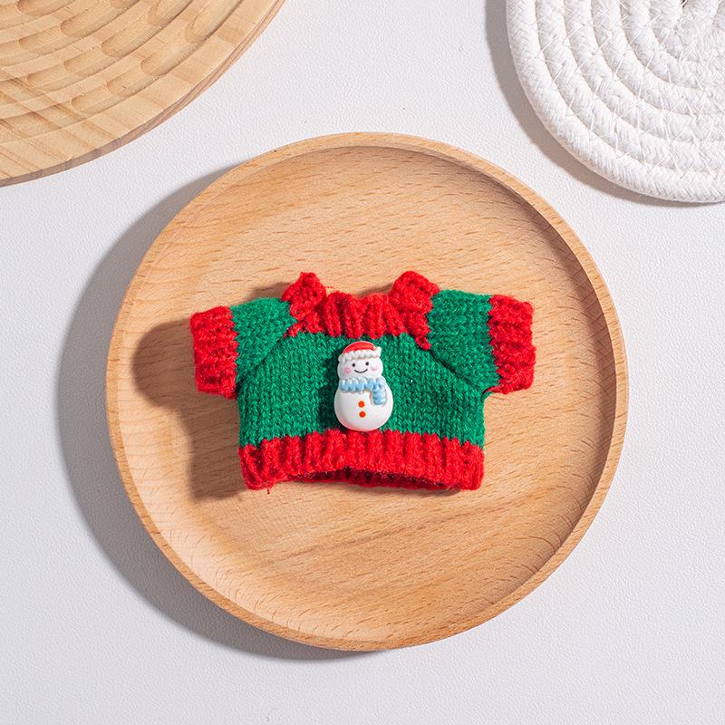 Labubu Christmas Sweater & Accessories Set for All Generations Keychain