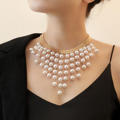 Boho Faux Pearl Choker Women Necklace with Chunky Round Faux Pearl Tassels Large Beads Statement Collar Necklace for Parties Weddings Gatherings