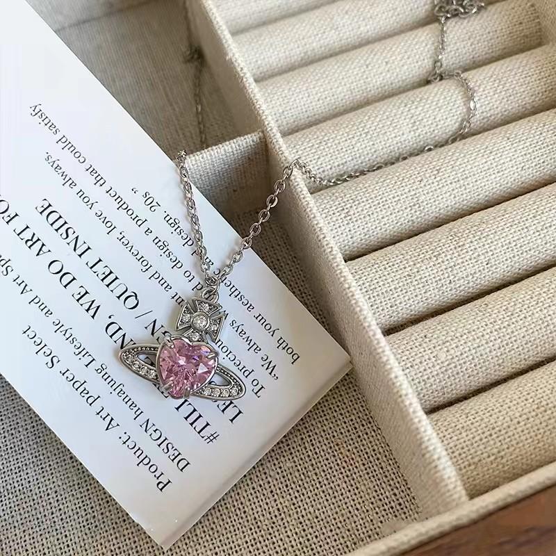 1 Pezzo Collana da Donna Collana Saturno di Alto Senso Catena Collo Temperamento Lusso Leggero Collana alla Moda Gioiello per Donne