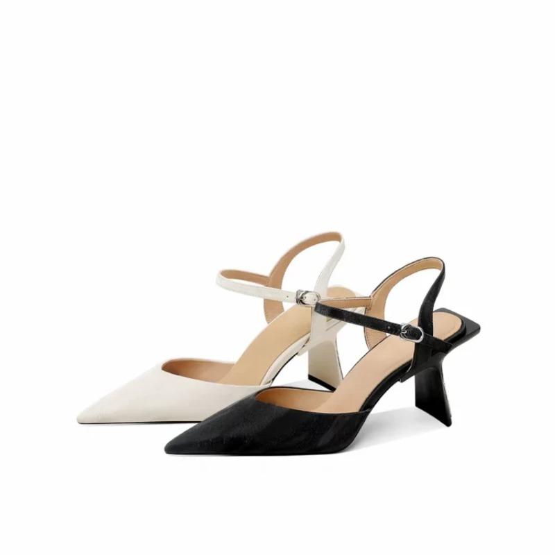 Baotou One-word Strap Pointed Toe Block Heel Sandals Women's Outside Wear 2025 New Summer French Roman High Heels