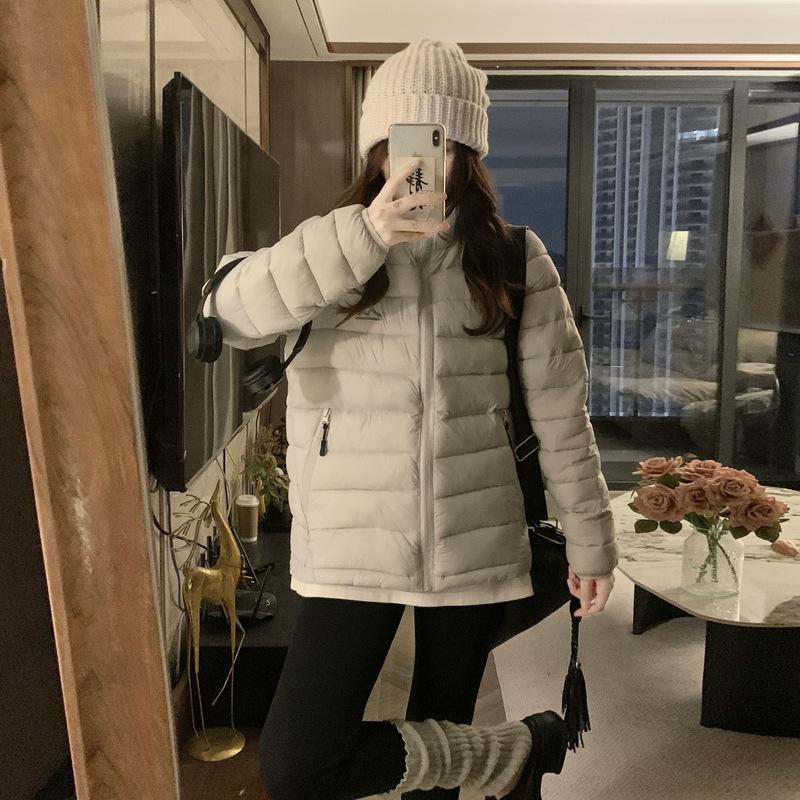 Retro Light and Thin Hooded Down Cotton-padded Jacket for Women's Winter 2025 New Small Man Padded Cotton-padded Jacket