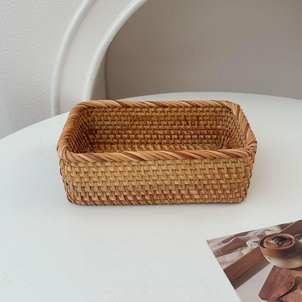 Retro Woven Multifunctional Storage Basket for Household, Living Room, Desktop, and Cosmetics