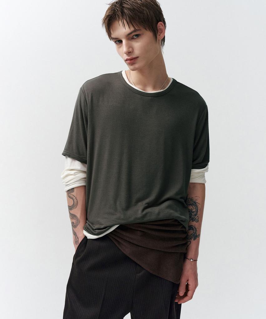 NOIRER Layered Half Long Sleeve T-Shirt (Charcoal Ivory)