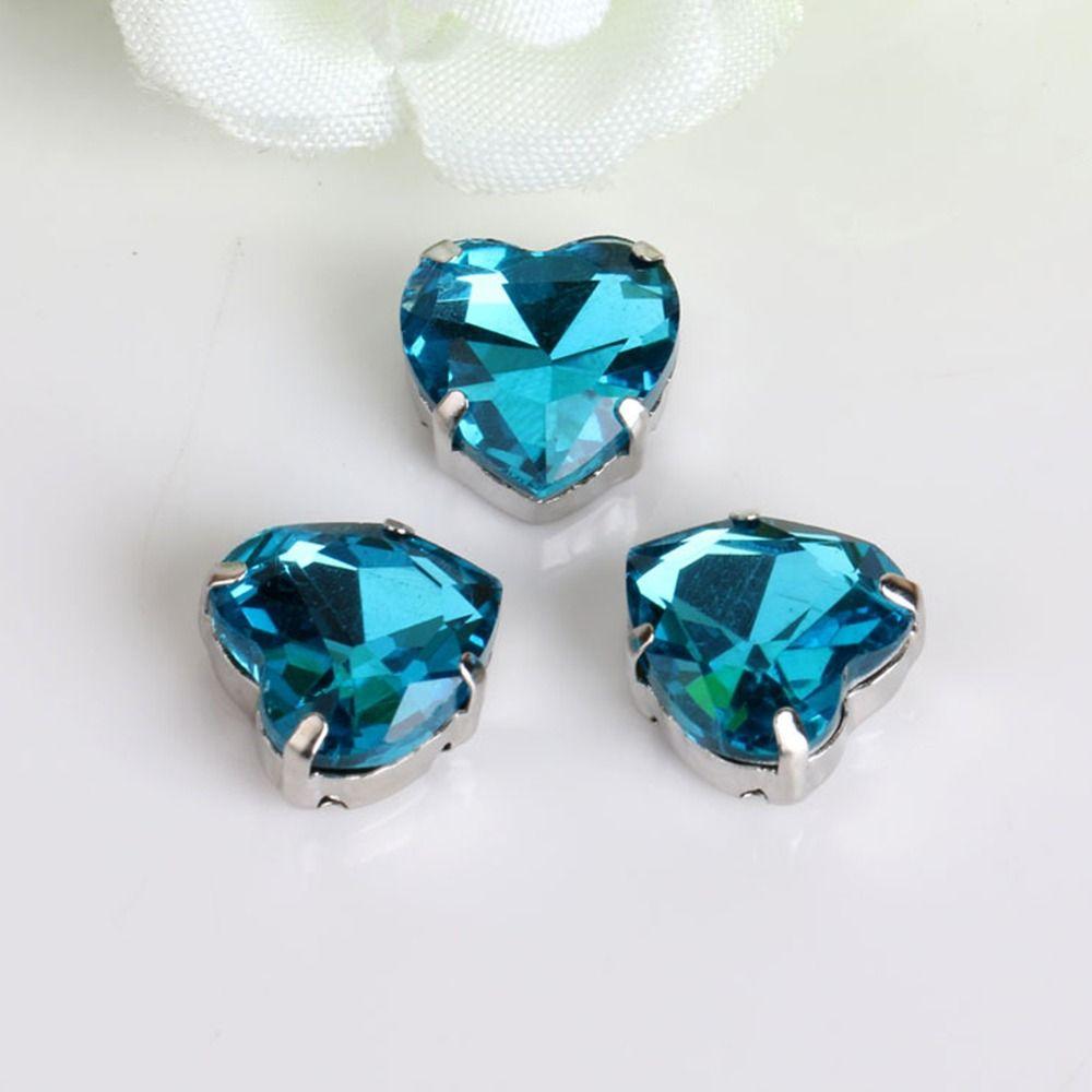 50Pcs/Pack Heart Shape Glitter Sewing Rhinestones Sew On With Silver Claw Glass Crystal Stones 8mm Diamond Beads Ornament