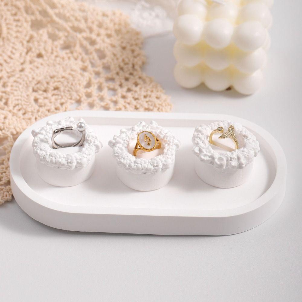 Exquisite Plaster Ring Holder White Gypsum Ring Display Rack Cake Shape Ring Stand  Photo Props