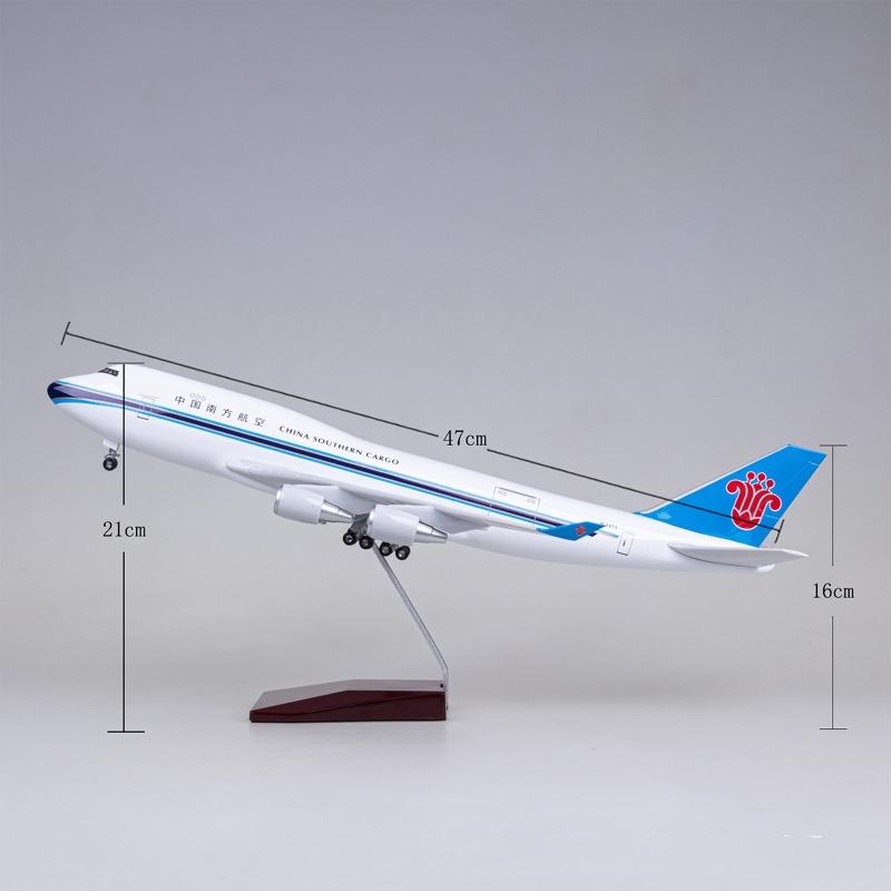 

47cm 1/157 Scale Air China Southern B747 Cargo Airway Aircraft Model Diecast Resin Souvenir Plane Display Ornament No light